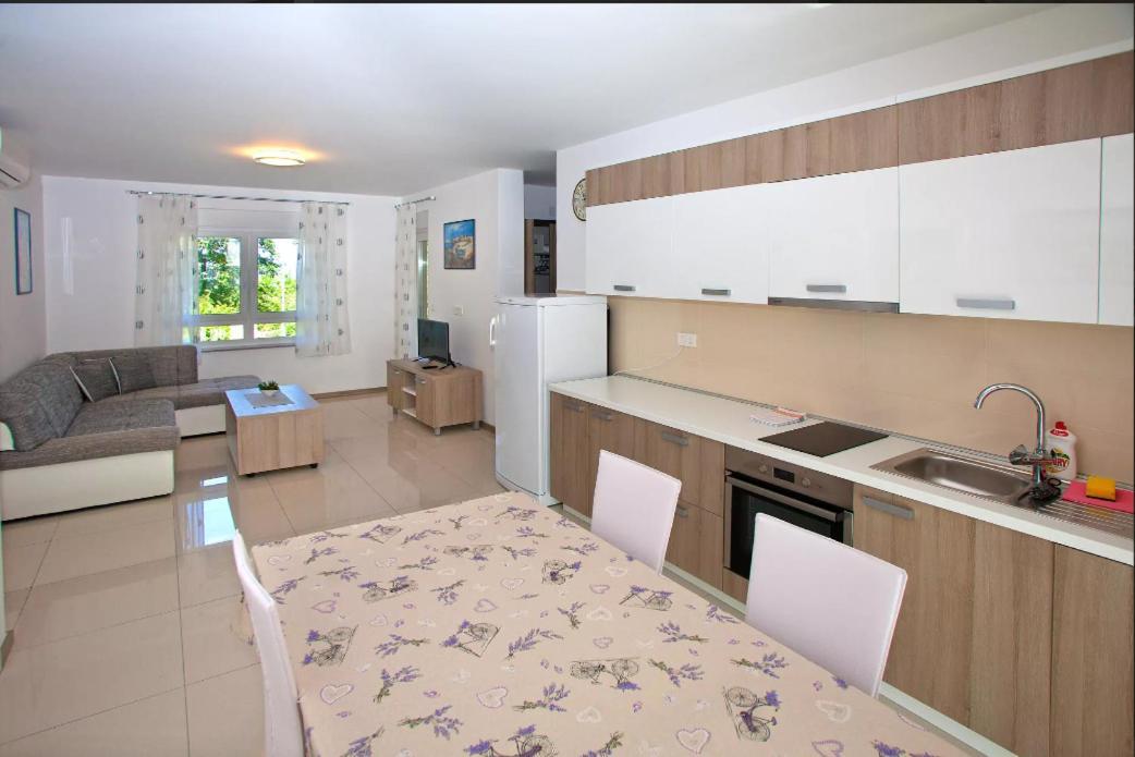 Apartman Maslina Njivice